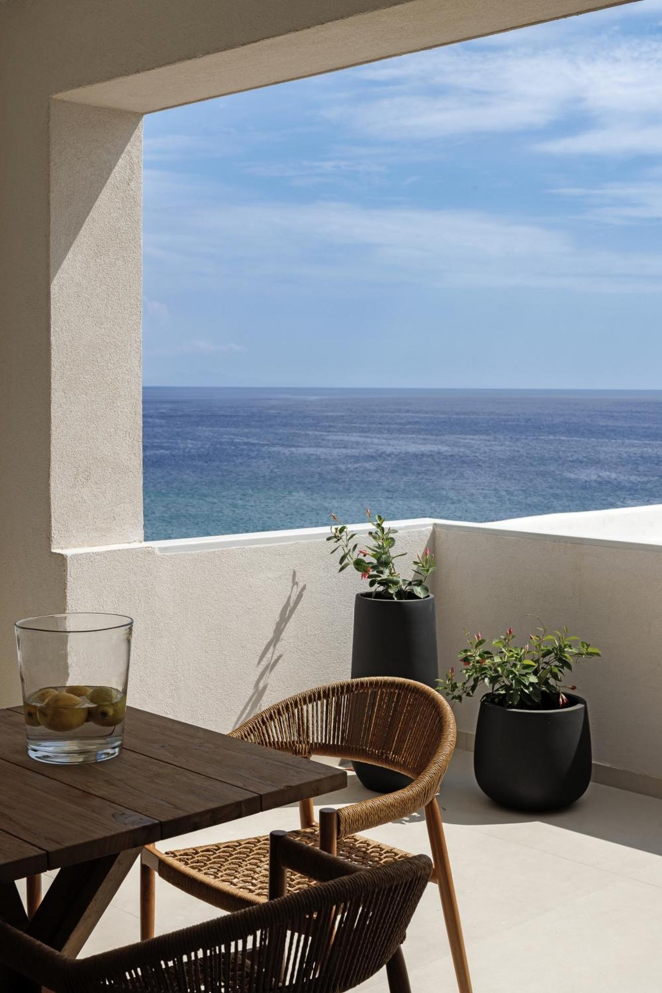 Infinity View Hotel Tínos Extérieur photo